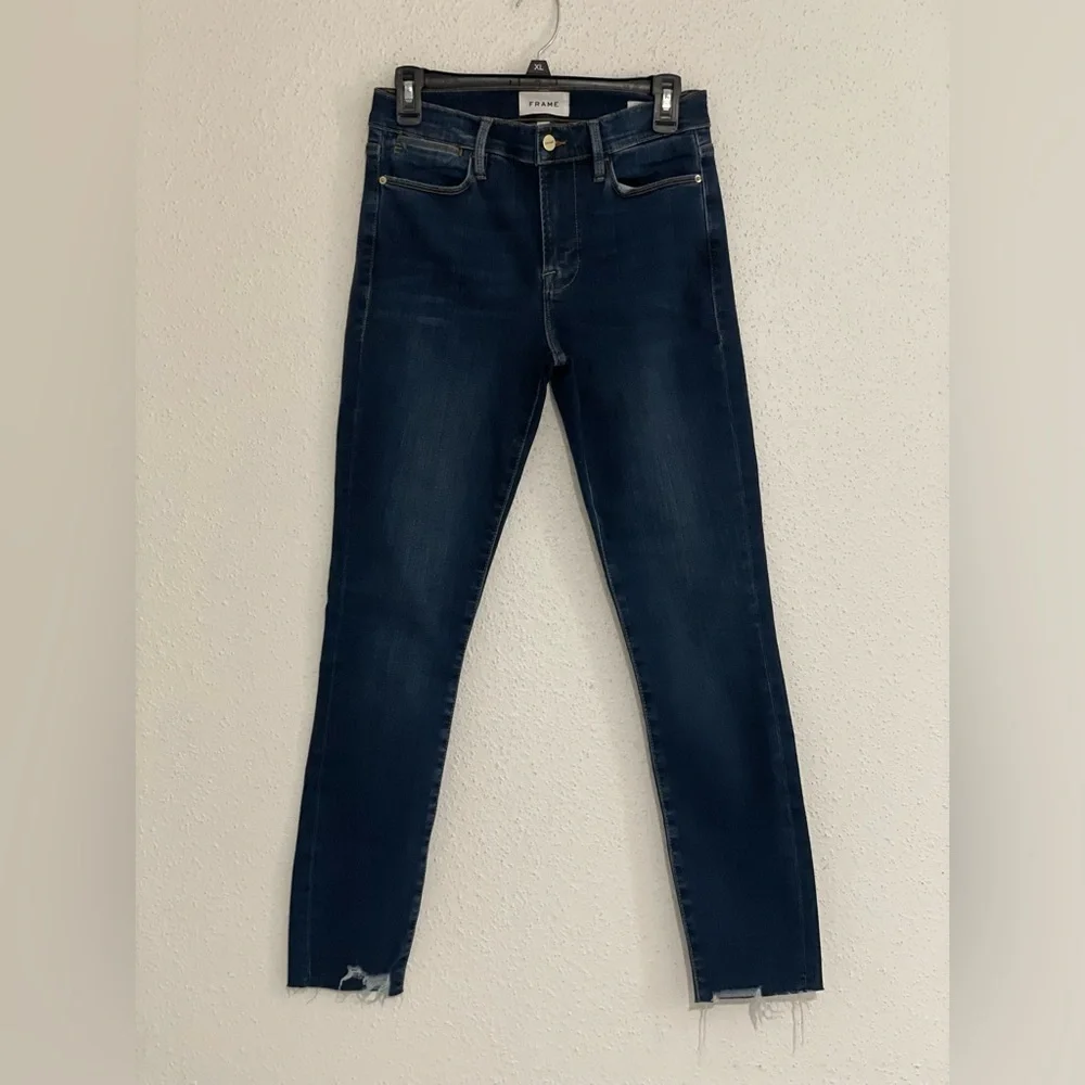 EUC Frame Denim Le High Skinny Dublin Chew dark wash jeans size 27